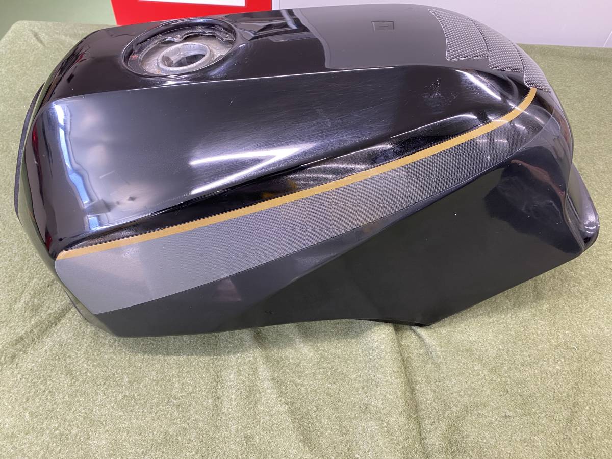 GPZ900R燃料タンク - coastalcareeracademy.com