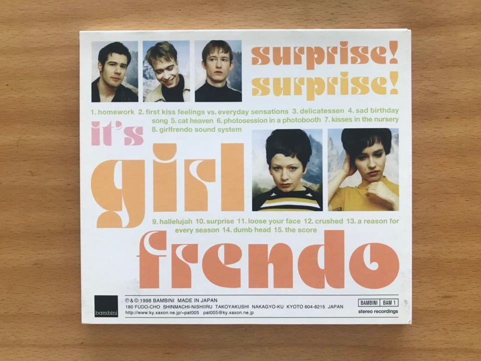 ■CD GIRLFRENDO ガールフレンド「surprise! surprise! it's girlfrendo」スウェーデンのポップバンドの名盤 全15曲 USED 送料180円■_画像4