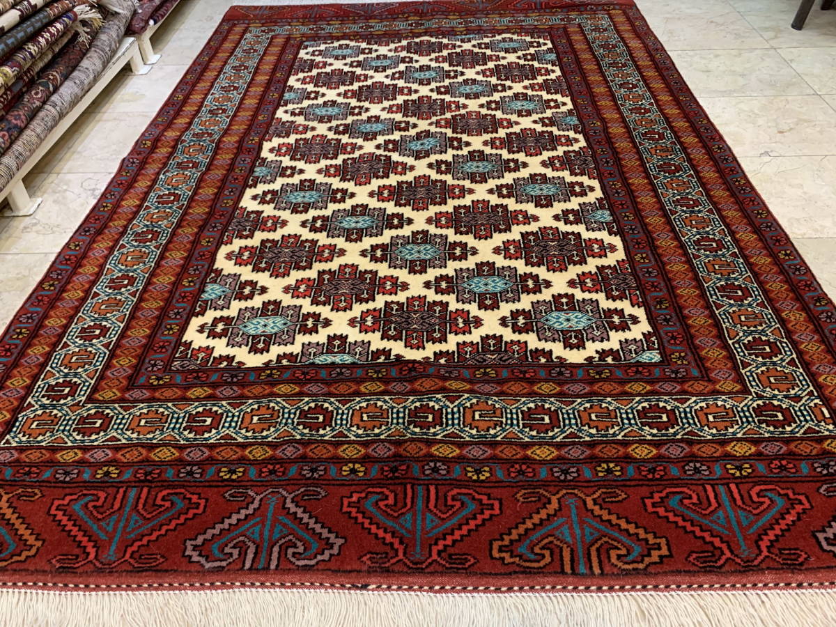 ☆207x134cm☆鮮やかな色、高級手織りペルシャ絨毯☆柔らかい ☆207x134cm☆鮮やかな色、高級手織りペルシャ絨毯☆柔らかい
