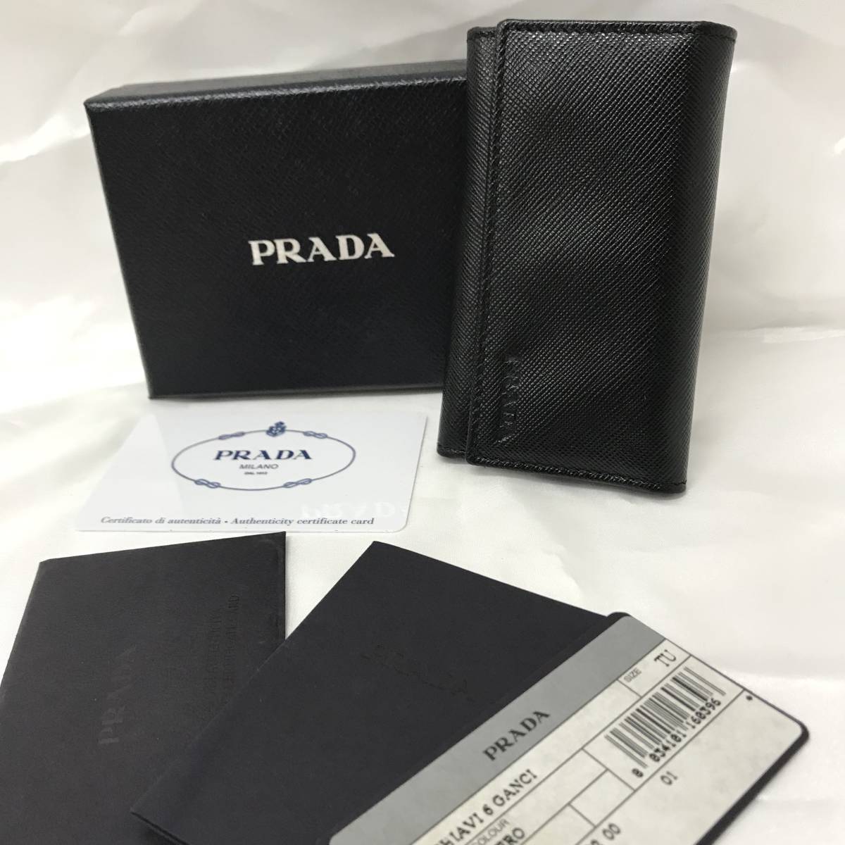 PRADA プラダ サフィアーノレザー 6連キーケース ブラック 2M0025 SAFFIANO 1 NERO ギャランティカード 箱付