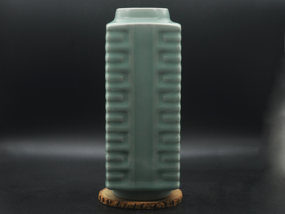 宋時代龍泉窯珍品砧青青磁方瓶