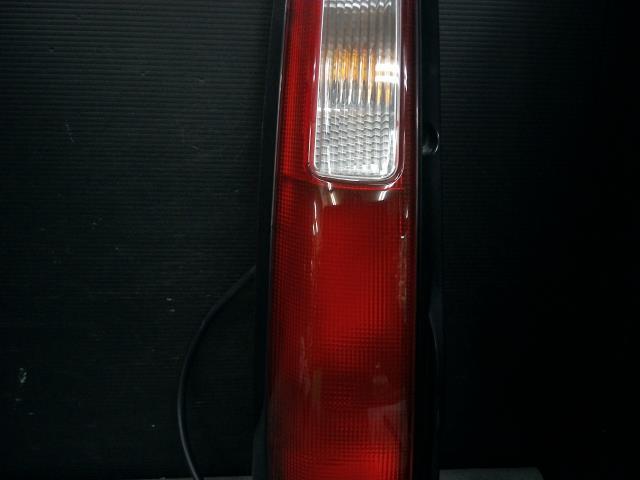 ムーヴ L900S 左 テール ランプ ライト 81560-97215-000_画像4