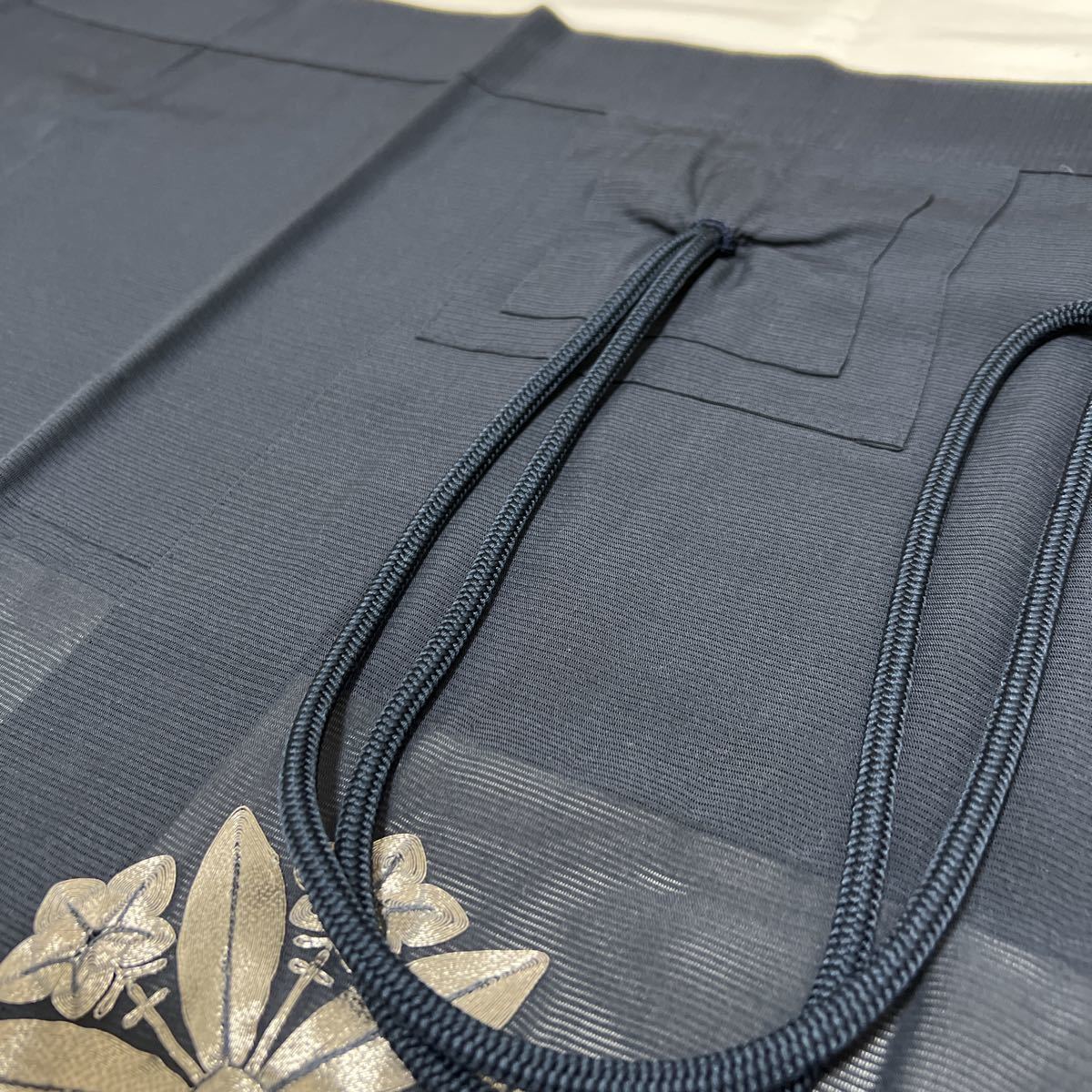 美品 曹洞宗【七条袈裟】両山紋 夏用 紺 刺繍 禅 法要 葬儀 仏具 美品 曹洞宗【七条袈裟】両山紋 夏用 紺 刺繍 禅 法要 葬儀 仏具