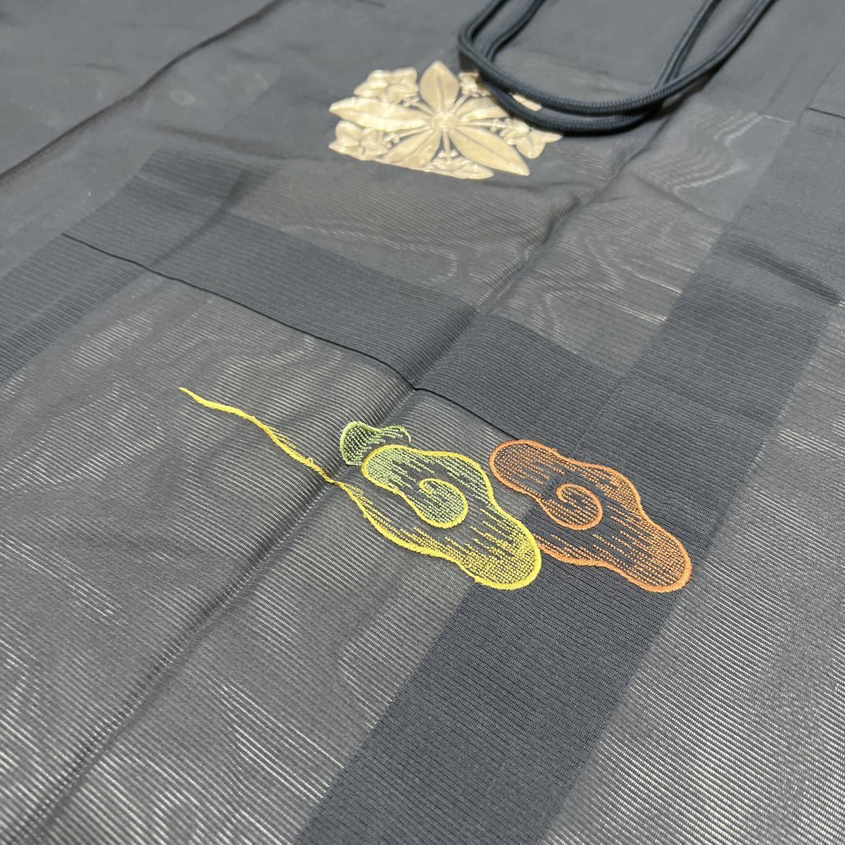 美品 曹洞宗【七条袈裟】両山紋 夏用 紺 刺繍 禅 法要 葬儀 仏具 美品 曹洞宗【七条袈裟】両山紋 夏用 紺 刺繍 禅 法要 葬儀 仏具
