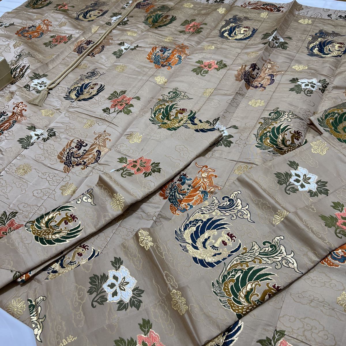 美品 曹洞宗【金襴九条袈裟】【座具】【帽子】 両山紋 禅 法要 美品 曹洞宗【金襴九条袈裟】【座具】【帽子】 両山紋 禅 法要