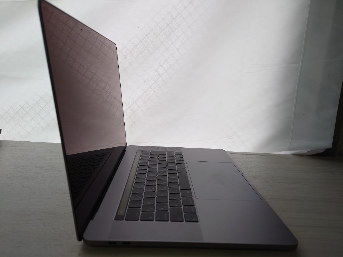 MacBook Pro 15インチ 2019 i7 16GB タッチバー 宅送 - yankedesignstc.com