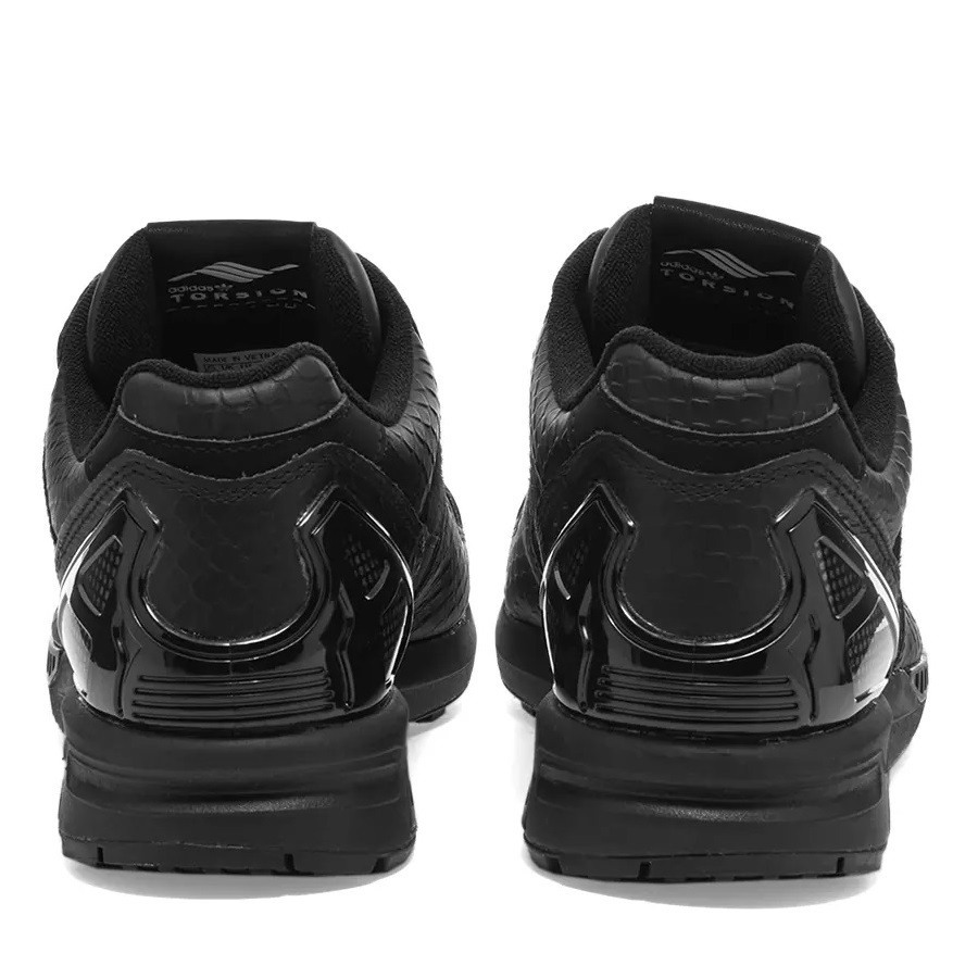 くろぎ Yahoo!オークション - adidas ZX8000 W 黒/黒/白 26.0cm