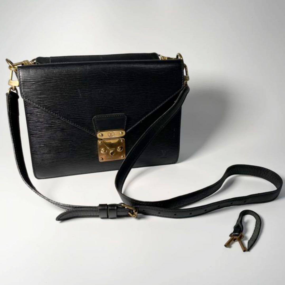LOUIS VUITTON エピ 2way ビファス ショルダーバッグ 鍵付き sariater