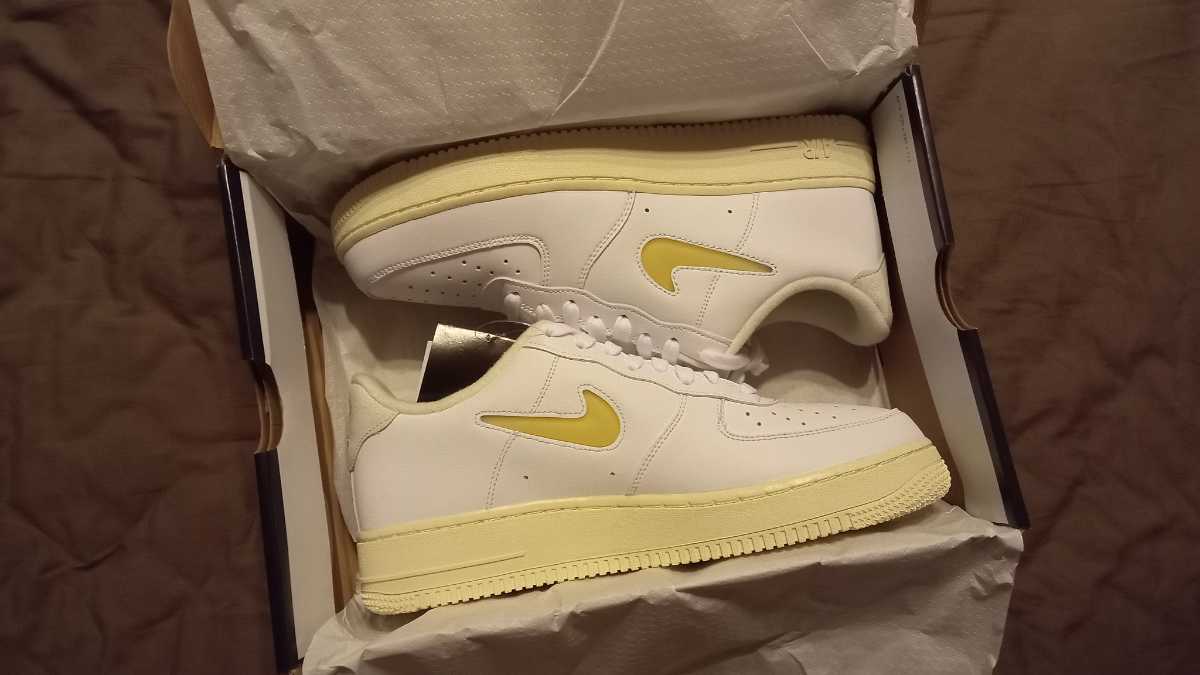 【新品未使用/28cm/us.10】NIKE AIR FORCE 1 '07 LX WHITE/PALE VANILLA-COCONUT MILK/Jordan sb atmos AIRMAX dunk acg 90 95 97 98 _画像9