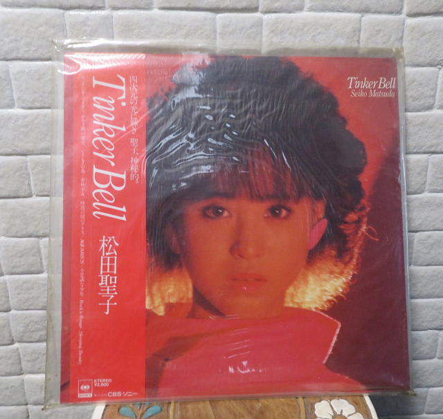 松田聖子　TinkerBell ティンカーベル　LPレコード 28AH 1734 昭和アイドル 昭和歌謡曲 時間の国のアリス レコード 80年代アイドル　帯付き_画像1