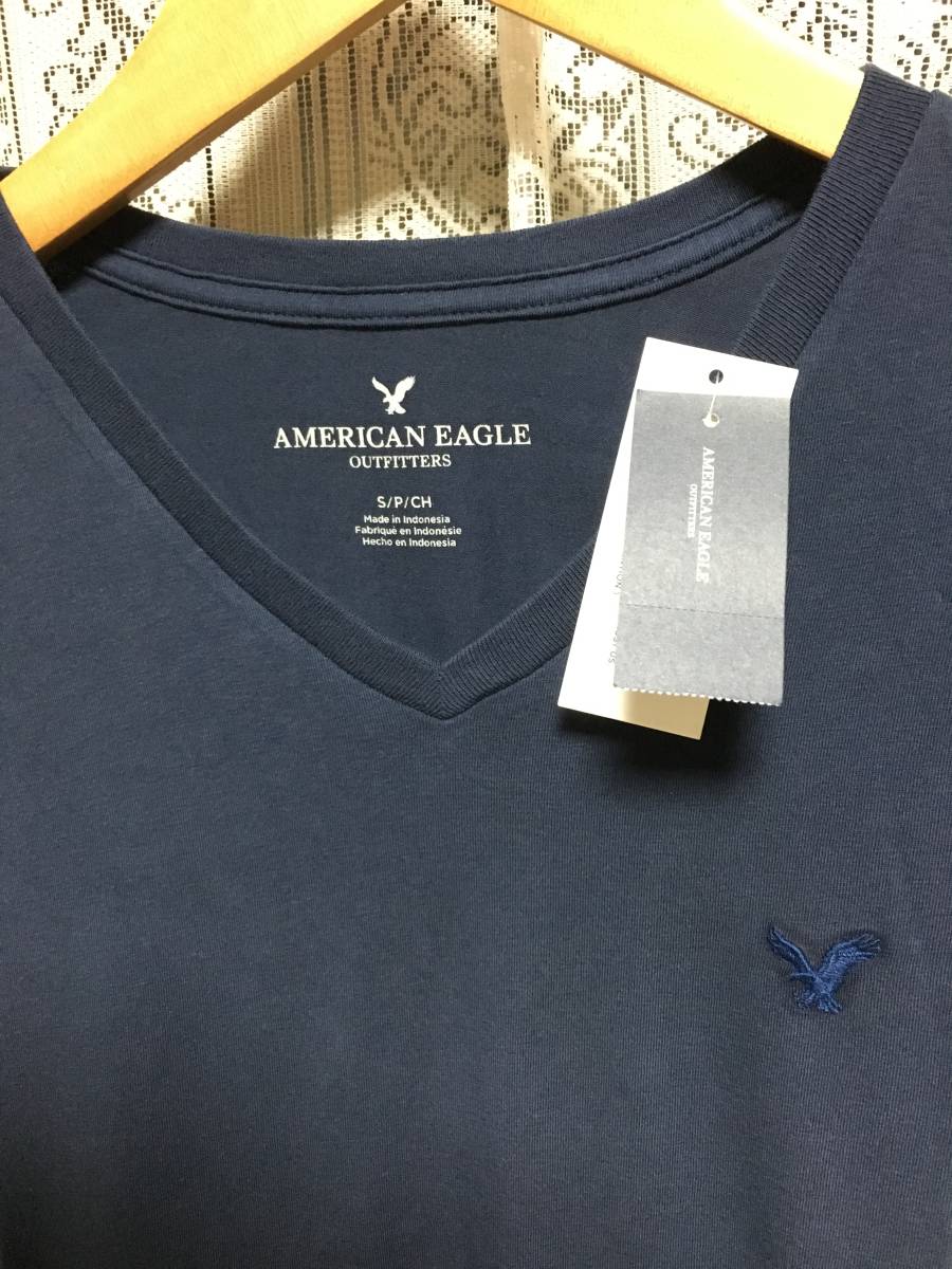セール! 正規品 本物 新品 アメリカンイーグル Vネック Tシャツ AMERICAN EAGLE 着心地抜群 綿100% 知的で 上品な ネイビー 濃紺 S ( Mの画像4