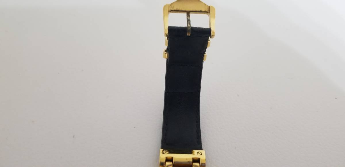 ヴェルサーチ 腕時計 ヴィンテージ VERSACE ゴールドクォーツ ユニ