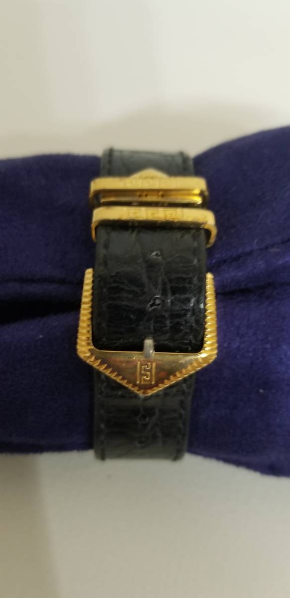 ヴェルサーチ 腕時計 ヴィンテージ VERSACE ゴールドクォーツ ユニ