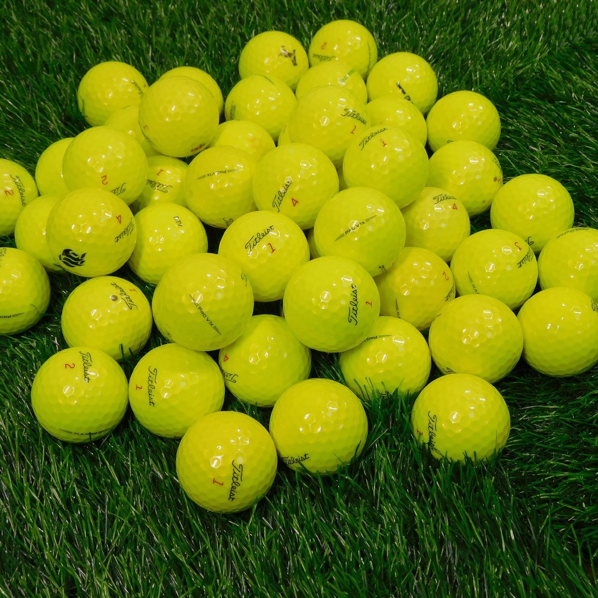 【A53】 Titleist PROV1X 黄 2023年 ロストボール 24球 B46】Titleist PROV1X 2023年 黄 ロストボール 24球(19年 Pro