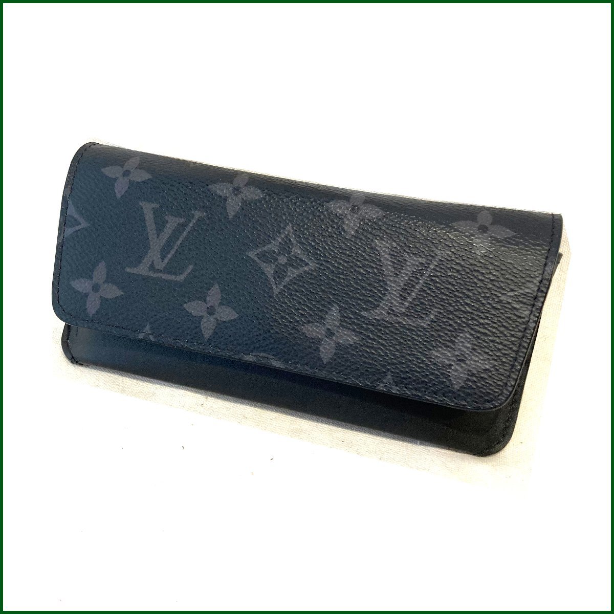 Shop Louis Vuitton MONOGRAM Woody glasses case (GI0296) by