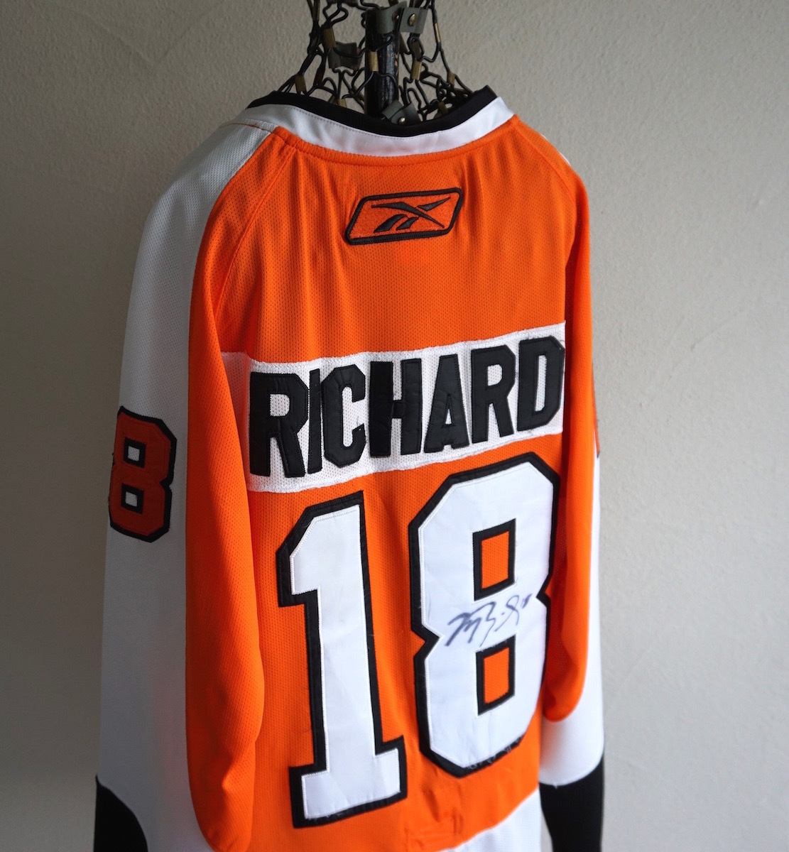 2000s Reebok NHL Philadelphia Fryers #18 Mike Richards レプリカユニフォーム アイスホッケーゲームジャージ 直筆サイン入り 50 XL 古着