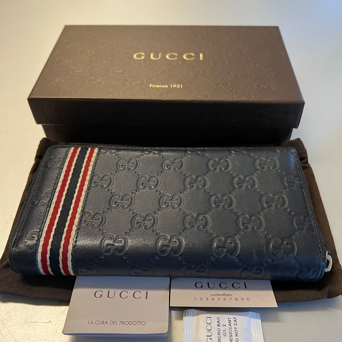 未使用に近い グッチ GUCCI 財布 長財布 シマレザー シェリー 未使用に近い グッチ GUCCI 財布 長財布 シマレザー シェリー