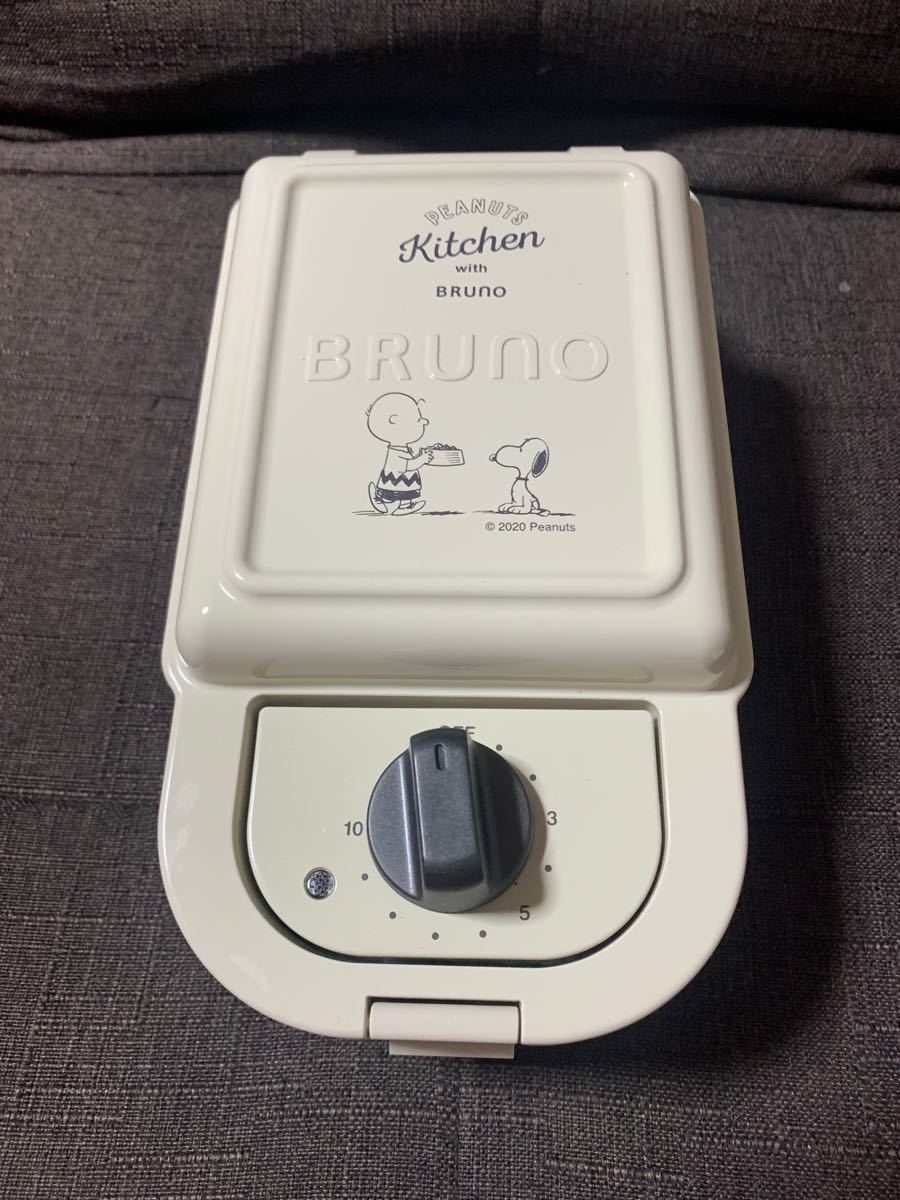 BRUNO ブルーノコンパクトホットプレート ホットサンドメーカー　スヌーピー