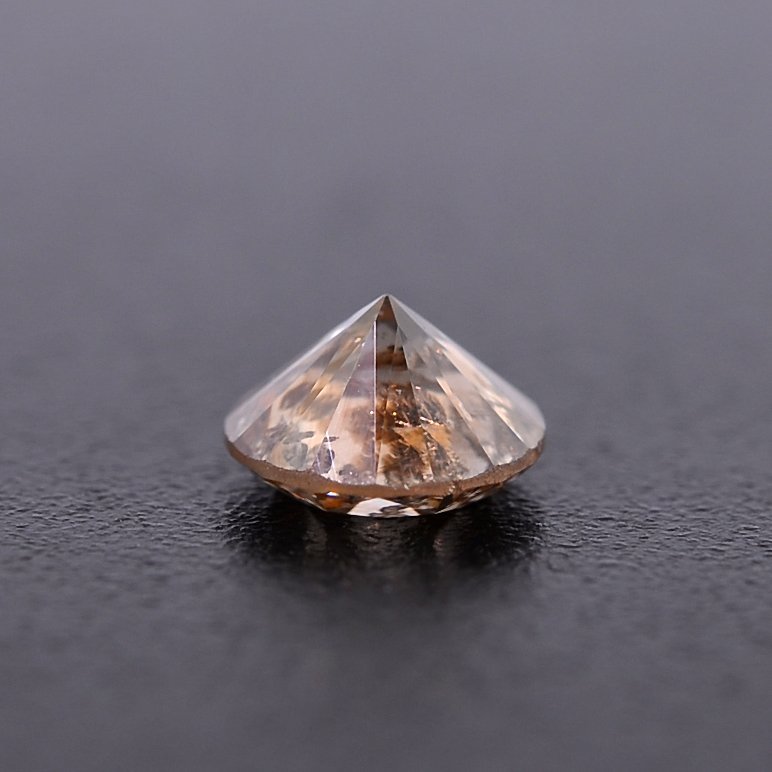 M1995【BSJD】天然ダイヤモンドルース 0.323ct FANCY LIGHT BROWN/I-1 ラウンドブリリアントカット 中央宝石研究所 ソーティング付ブラウン_画像3