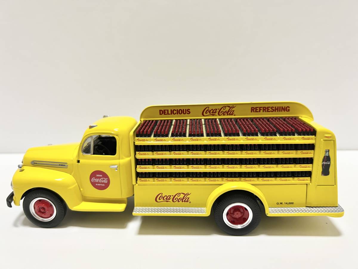 【新品♪ レア】コカコーラ 1951 Ford Bottler's Truck scale 1/34 ダイキャストメタル クラシック_画像2