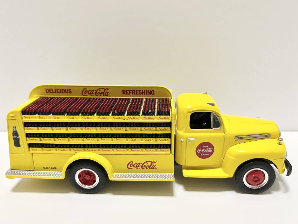 【新品♪ レア】コカコーラ 1951 Ford Bottler's Truck scale 1/34 ダイキャストメタル クラシック_画像3