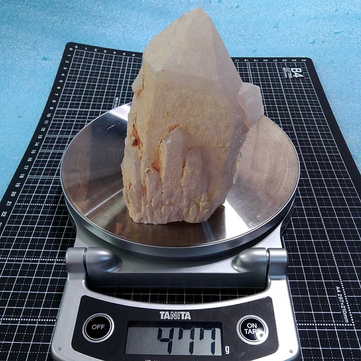 477g①キャンドルクォーツ 蝋燭水晶 原石 マダガスカル産 セルフヒールド クラスター バーナクル ジャカレー水晶 ワニ水晶 ジャガレー水晶_画像7