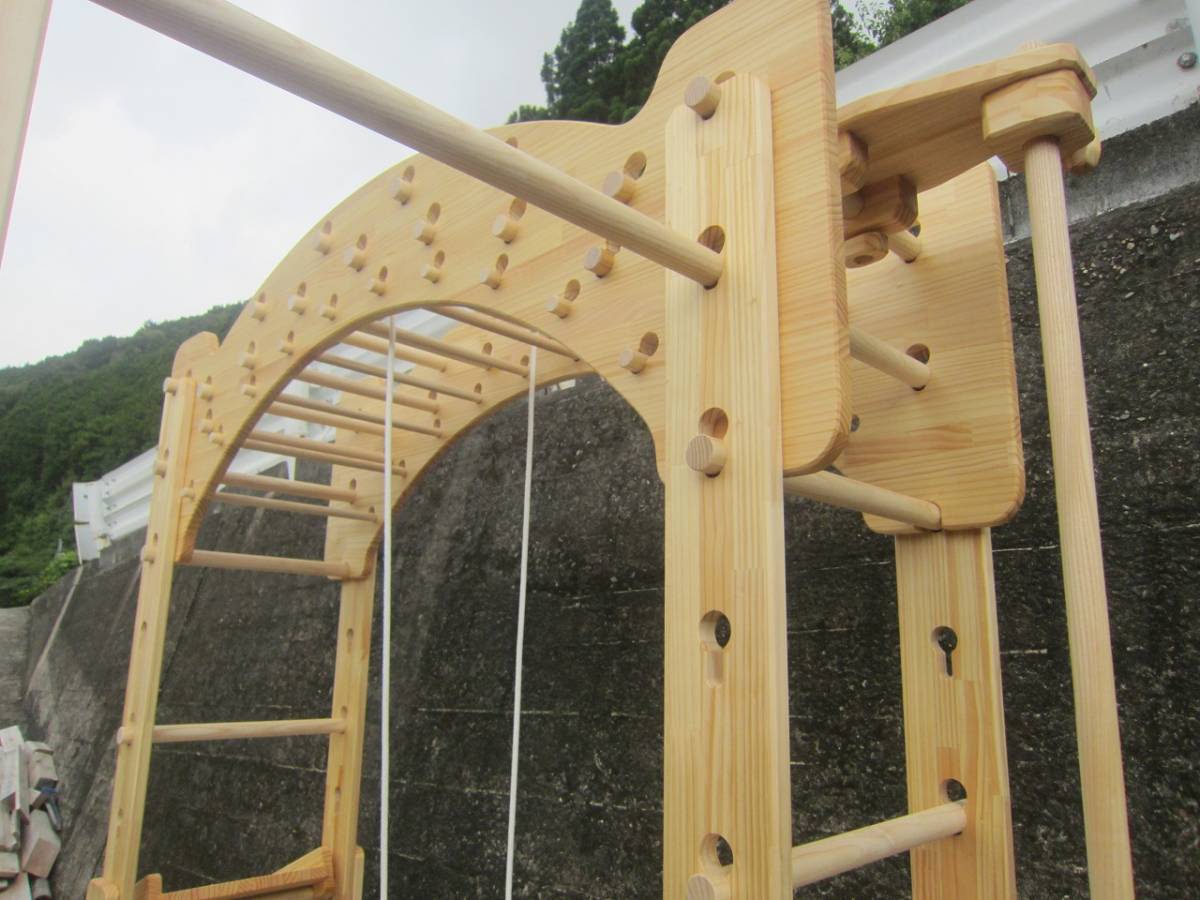 * Bridge ....* interior ....* combination playground equipment * brake e-shon* handmade * hand made * hanging *. shide * body power * motion * flat .