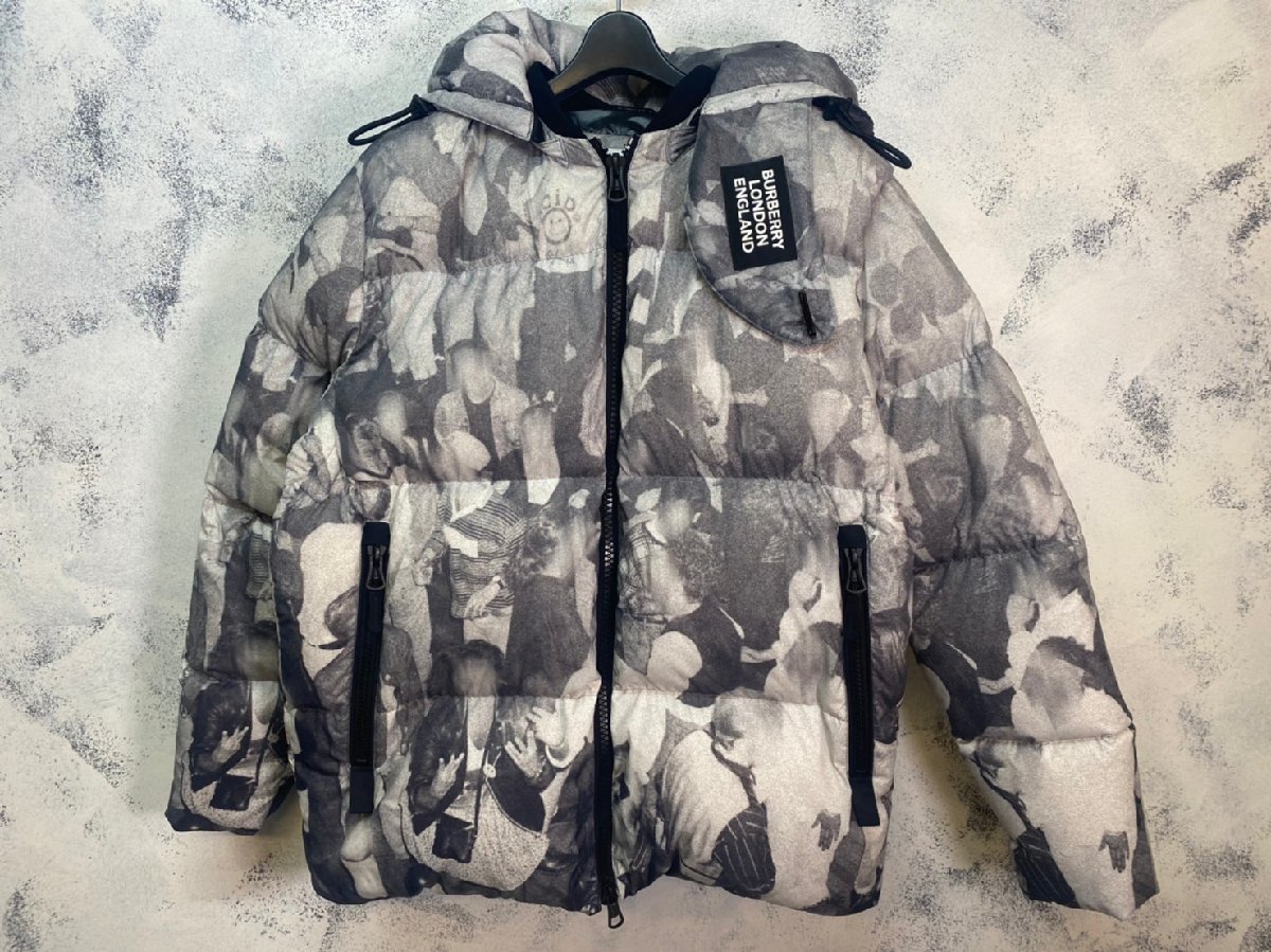 【数量は多】 総柄転写プリント付きダウンジャケット バーバリー☆ ☆BURBERRY フード取り外し可 8024027 グレー A7820 118200 ジャンパー、ブルゾン 【数量は多】 総柄転写プリント付きダウンジャケット バーバリー☆ ☆BURBERRY フード取り外し可 8024027 グレー A7820 118200 ジャンパー、ブルゾン