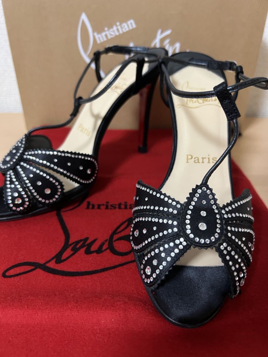 から厳選した Christian Louboutin ヒールサンダル アンクルストラップ