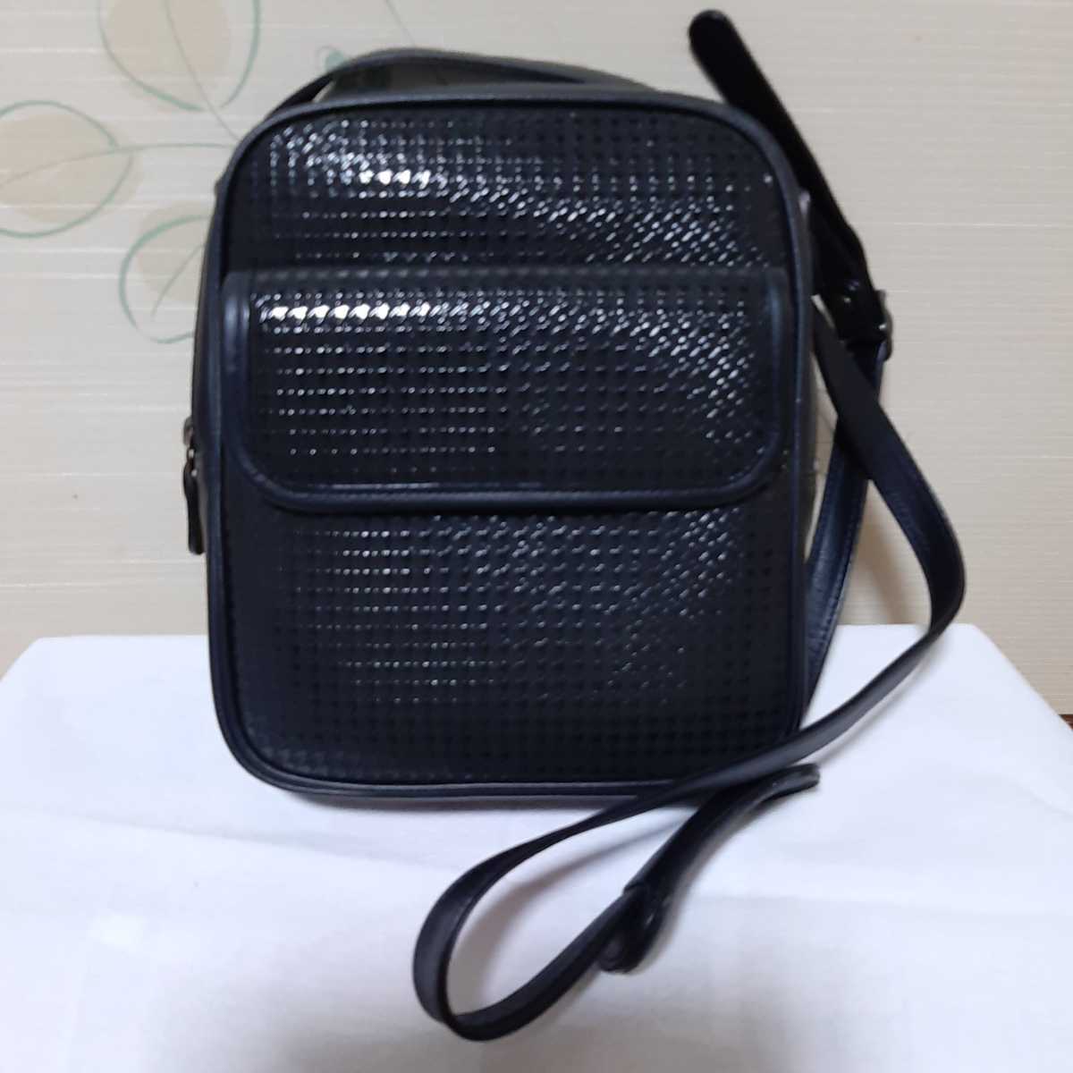 未使用 印傳屋 メンズバッグ 本革 日本製 黒 sariater-hotel.com