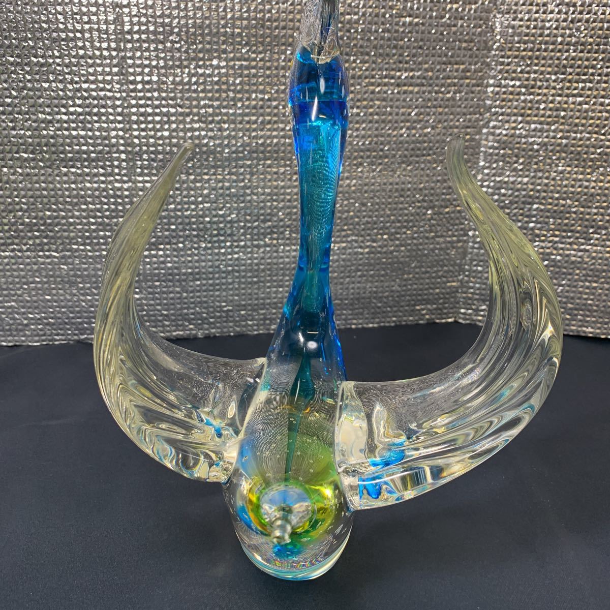 ★大阪堺市/引き取り可★MULTI GLASS マルティグラス 白鳥？ 鳳凰？ スワン 鳥 ガラス工芸 置物 ハンドクラフト 青 黄 硝子 インテリア★_画像3