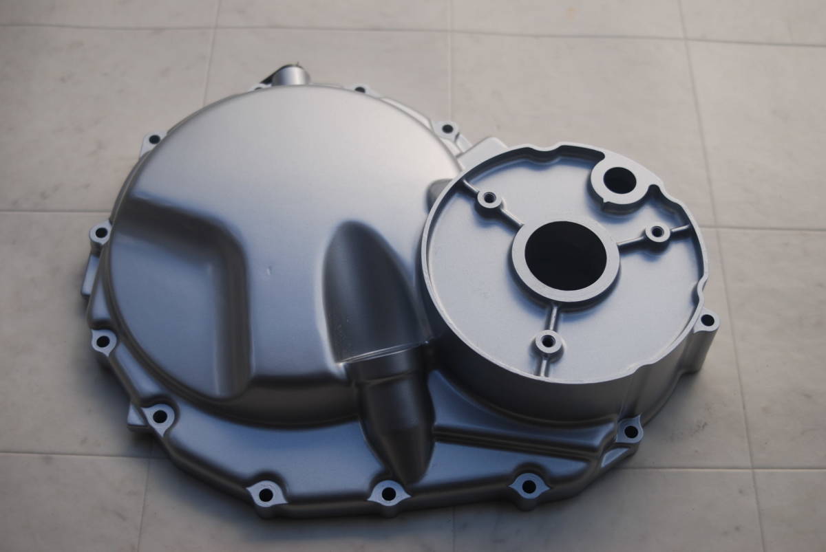 激安通販 激レア SR400 クラッチカバー クランクカバー 新品未使用