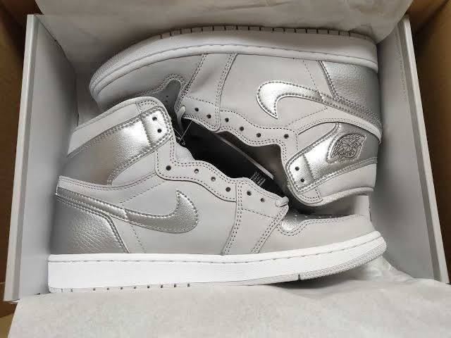 ヤフオク! - 国内正規品 新品【27.5cm】NIKE AIR JORDAN 1 HI...