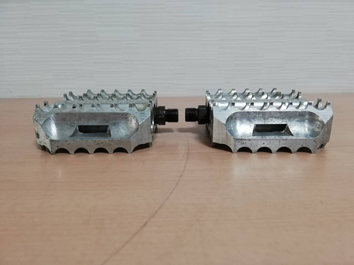 24000円価格でベストの 買い販売店 BROOKLYN MACHINE WORKS ペダル