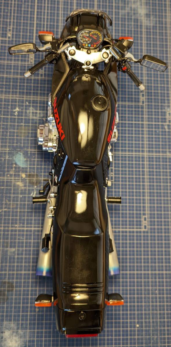 タミヤ 1/6 スズキGSX1100S カタナ 完成品 タミヤ 1/6 スズキGSX1100S カタナ 完成品