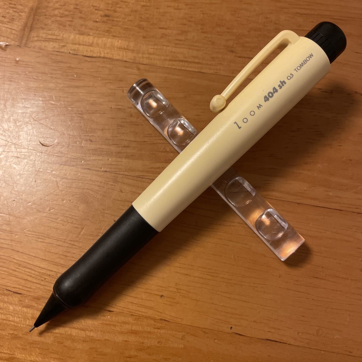 Yahoo!オークション - 新品 廃盤 TOMBOW トンボ鉛筆 ZOOM ズーム 4