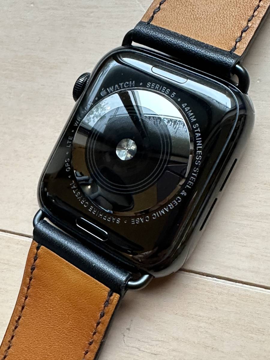 Apple Watch Series 5 44mm スペースブラックステンレススチール +