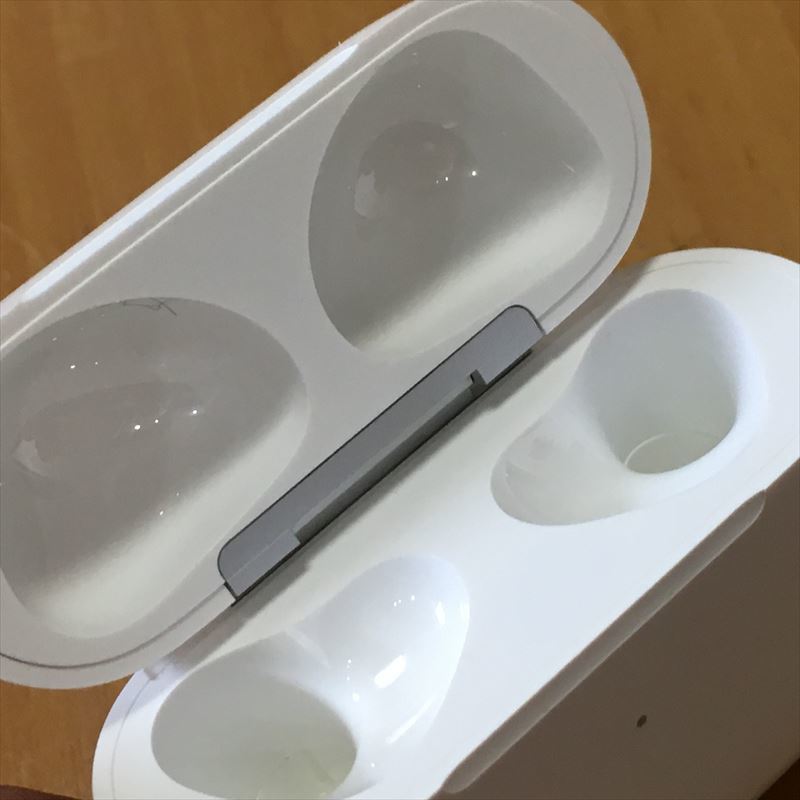 します】 Apple - Apple純正 AirPods 第3世代用 ワイヤレス充電ケース