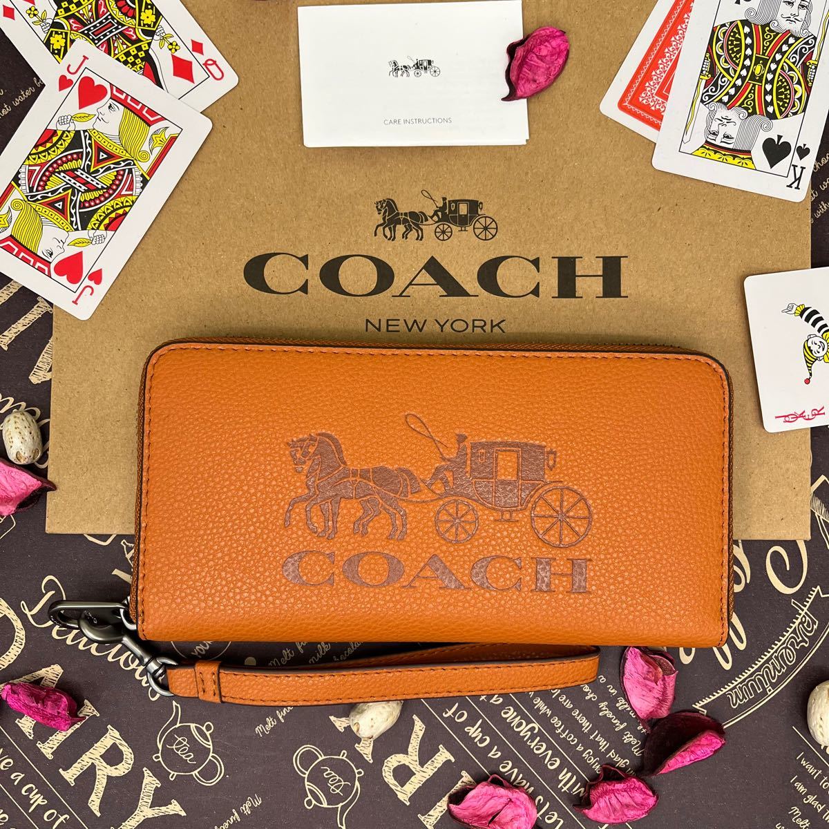 売り出し最激安 COACH コーチ 二つ折り財布 ダークブラウン ブラック