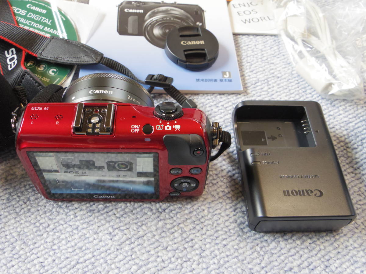 CANON EOS M(レッド)・EF-M22mm F2 STM EF-M18-55STM ダブルレンズ