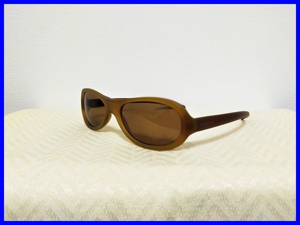 即決 美品 イタリア製 PRADA プラダ SPR04A 9AA-1B1 セル 即決 美品 イタリア製 PRADA プラダ SPR04A 9AA-1B1 セル