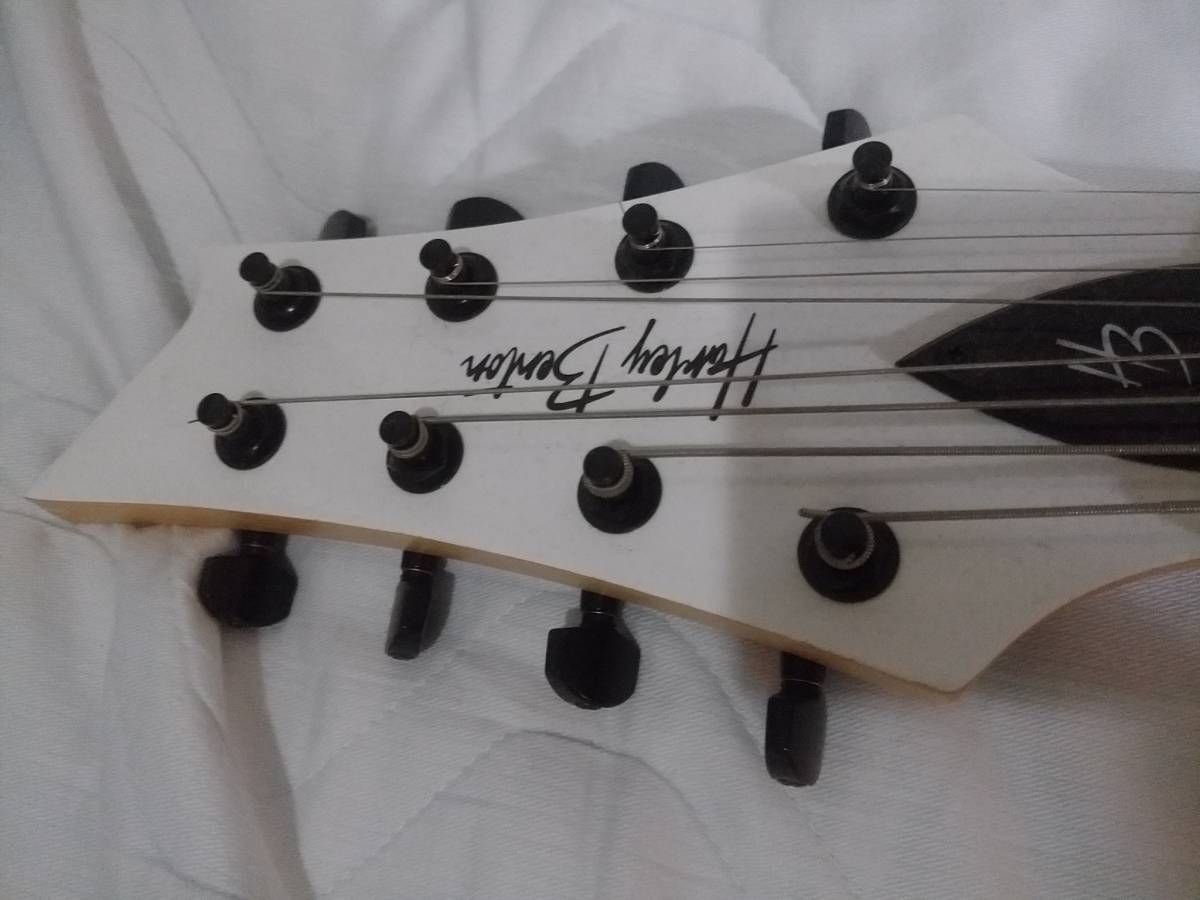 Harley Benton R-458MN White FanFret 8弦ギター | tokaanulodgemotel