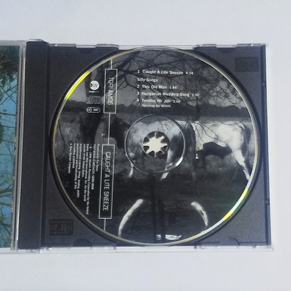 ★TORI AMOS「CAUGHT A LITE SNEEZE」CD SINGLE_画像3