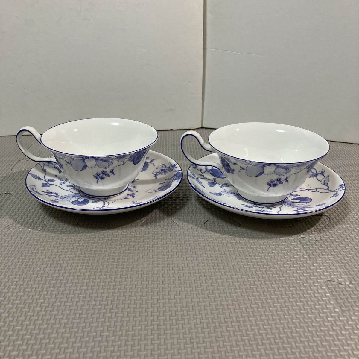 ウェッジウッド【ブループラム　カップ&ソーサー　2客】WEDGWOOD ピオニー_画像2