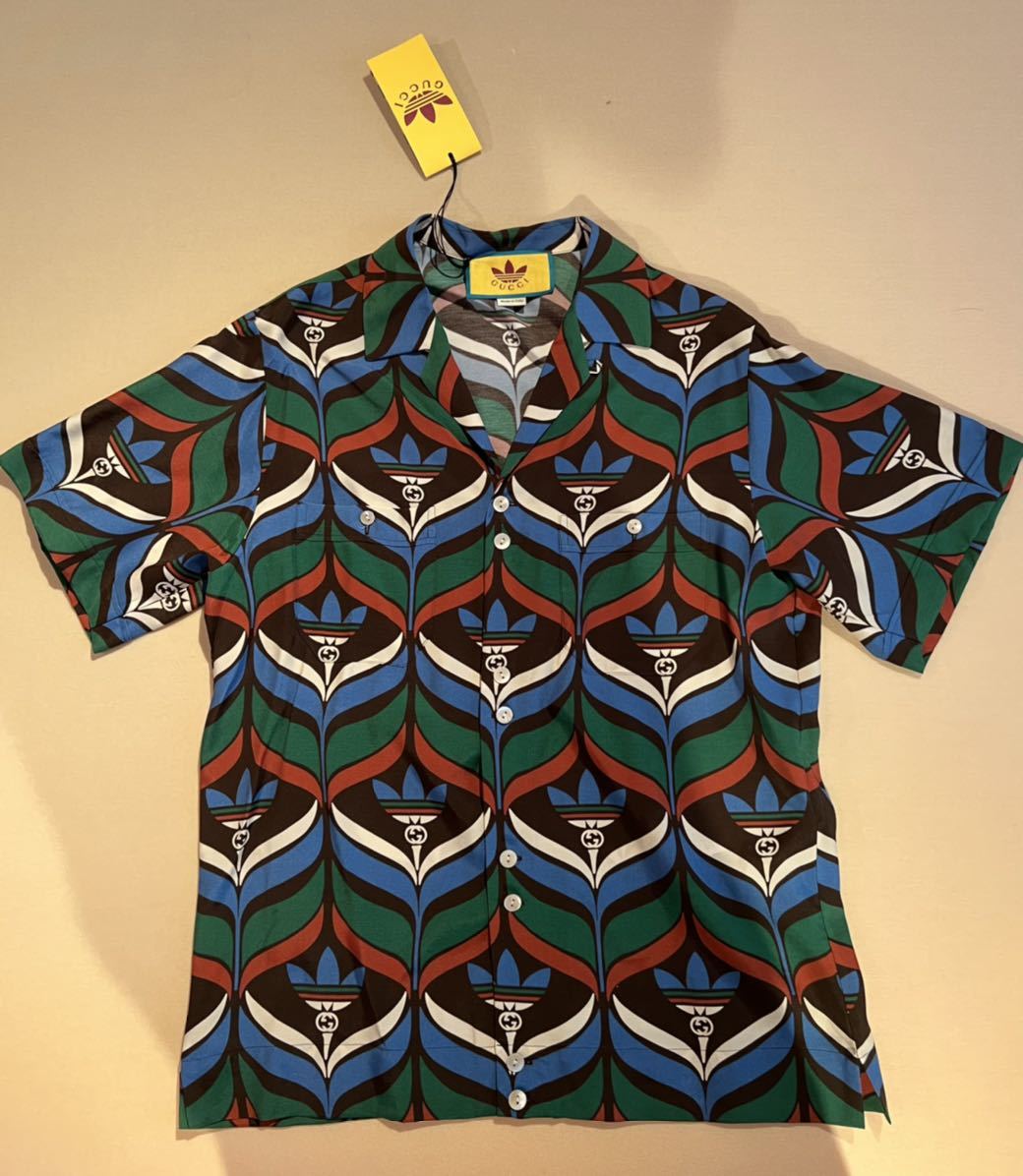 新品　adidas GUCCI トレフォイルプリント　ボーリングシャツサイズ44 超希少_画像1