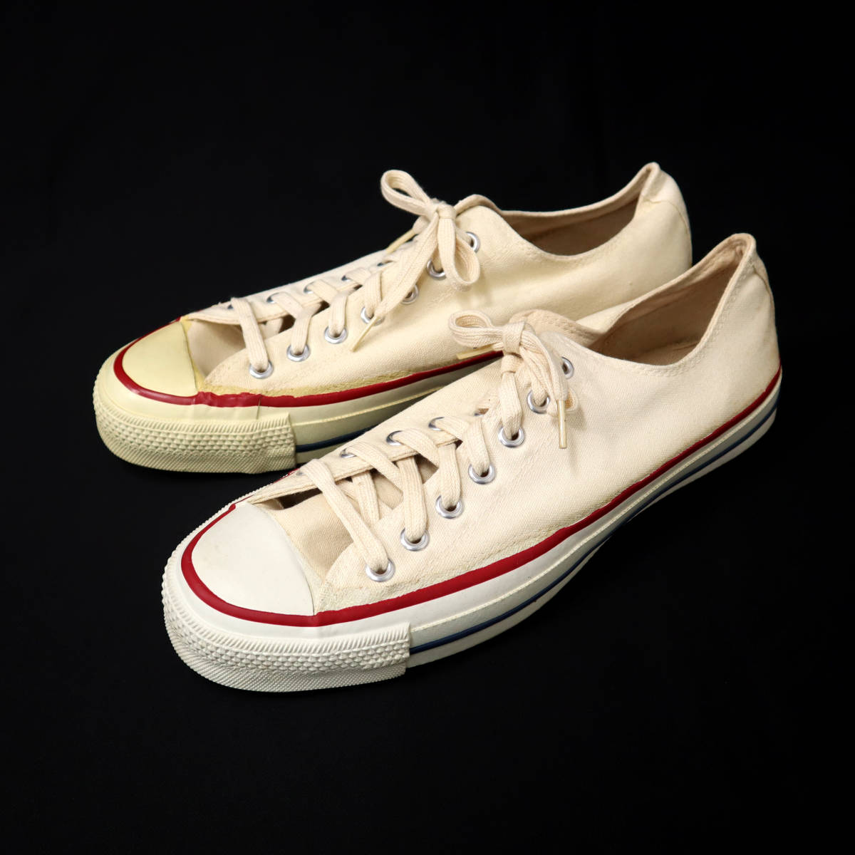 デッドストック 80s ビンテージ CONVERSE コンバース ALL STAR オールスター USA製 当て布 サイドステッチ スニーカー 古着 シューズ 赤箱_画像2