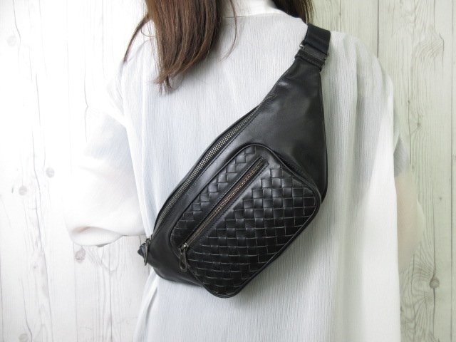 最大87％オフ！ 極美品 BOTTEGA VENETA ボッテガヴェネタ ボディバッグ