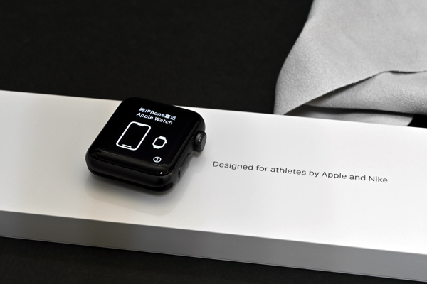 多様な Apple Watch Nike+ series3 38mm スペースグレイ