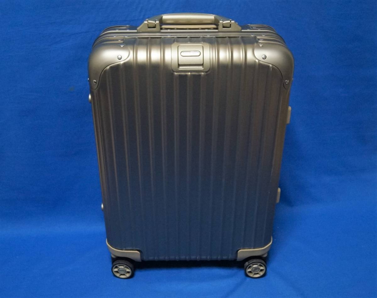 □超美品□ RIMOWA TOPAS titanium 32L - coastalcareeracademy.com