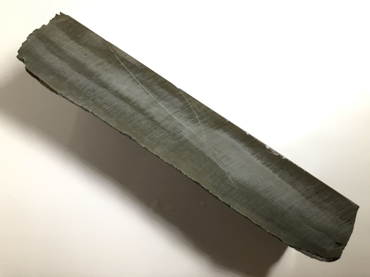 天然砥石 若狭 浅黄 硬口 1577g 合砥 仕上砥 鉋 鑿 大工道具 包丁 小刀